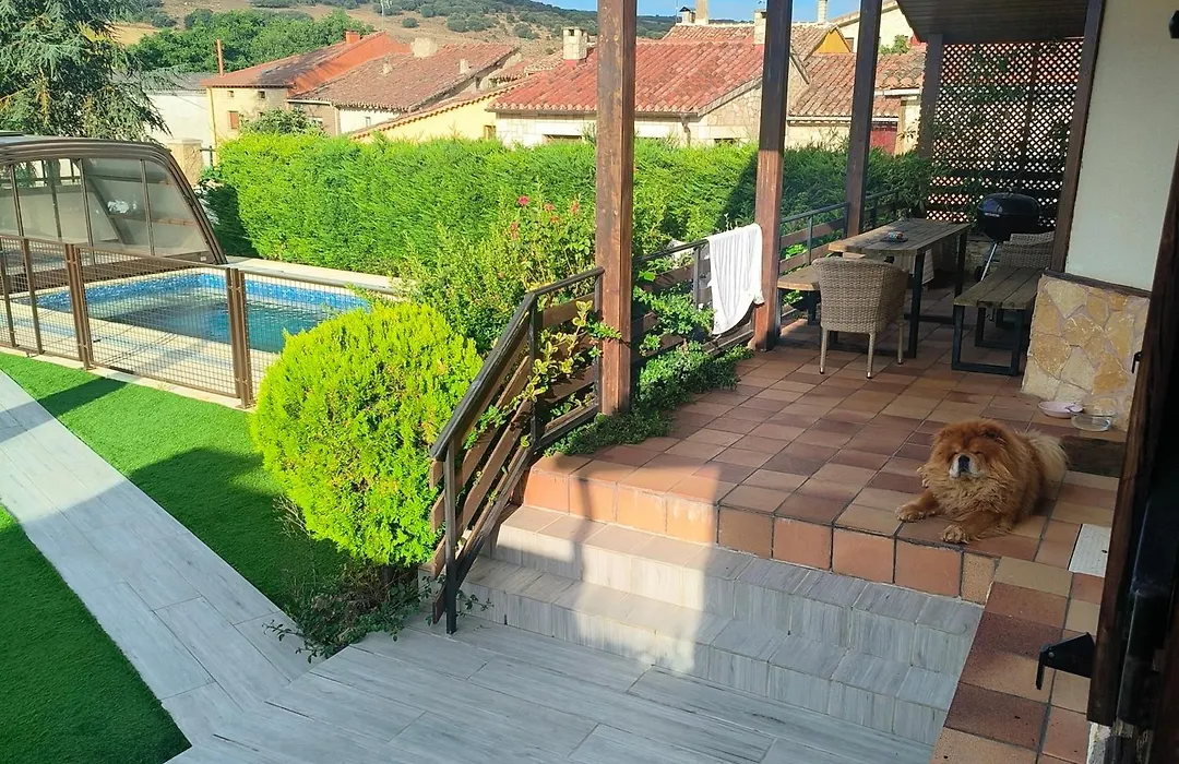 ATAPUERCA RURAL SANSIL, PISCINA cubierta y climatizada desde Abril-1